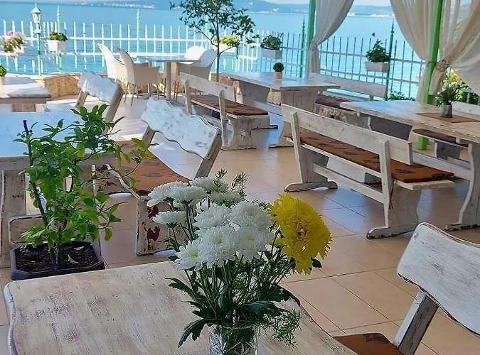 Oasis - Access فندق 3*