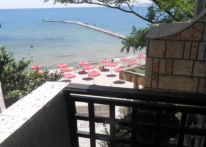 فندق Oasis - Access 3*