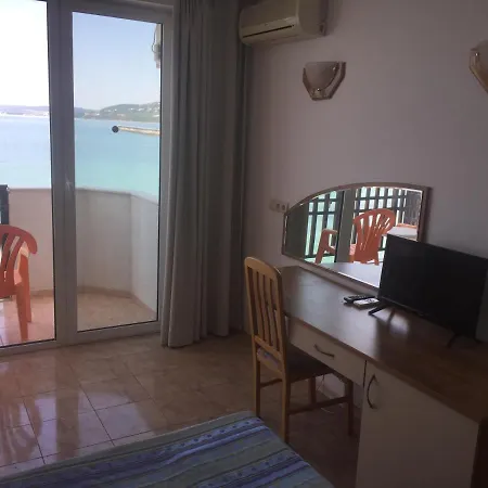 Hotel Oasis - Access 3*