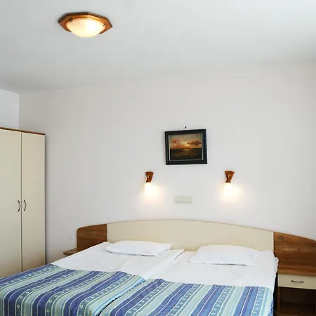 Oasis - Access Hotel Baltsjik